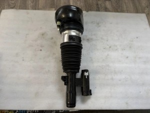BMW G11 G12 XD ME 7915941 L amortyzator ORYG NEW