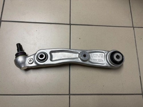 BMW G70 QR 6898554 R przód wahacz ORYG NOWY