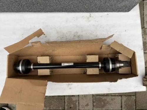 BMW G14 G15 M850 IX 8689577 półoś L NOWA ORYG