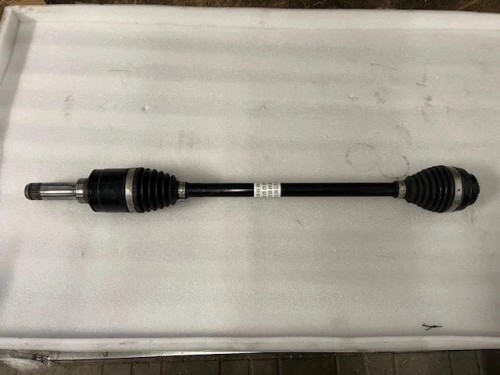 BMW F45 F46 F48 X1 7646867 Półoś tylna