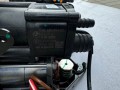 BMW 5 G60 6894904 Kompresor zawieszenia NOWY